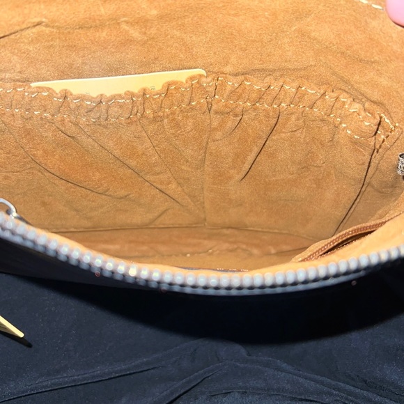 NWT Patricia Nash Cassini Tooled Leather Wristlet Clutch Hand bag Oxblood 6 - Picture 5 of 9